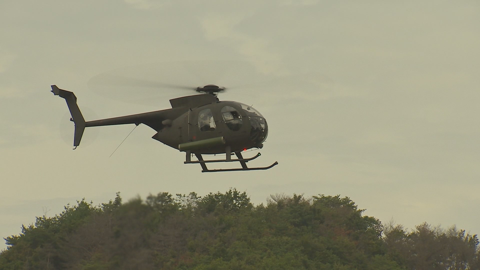 온라인카지노 캡틴 양양서 군용헬기 불시착…탑승자 2명 경상