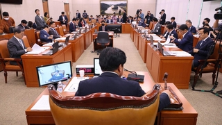농해수위서 또 日오염수 설전…"괴담 공포" "국민 우려 외면"
