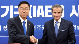 민주-IAEA 사무총장 면담…양평고속도로 '책임공방'