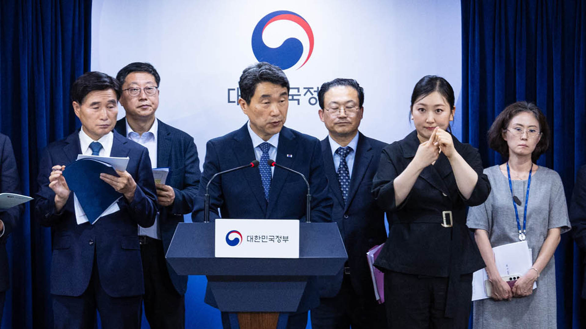 "킬러온라인카지노 벌금 유니88 뺀다"…9월 모평·10월 학평 <em class='find'출제</em 착수