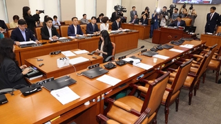 행안위서 '이태원특별법' 야 단독 처리…여 "입법폭주" 반발