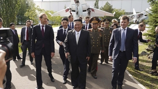 김정은, 첨단전투기 Su-57 조립과정·시험비행 참관
