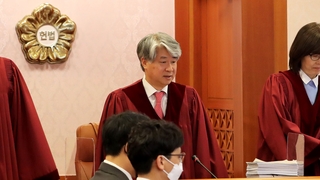 이종석 '임기 논란' 불가피…사법 공백도 변수