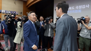 잼버리 파행 책임 공방…"예산 보복삭감" 발언에 고성