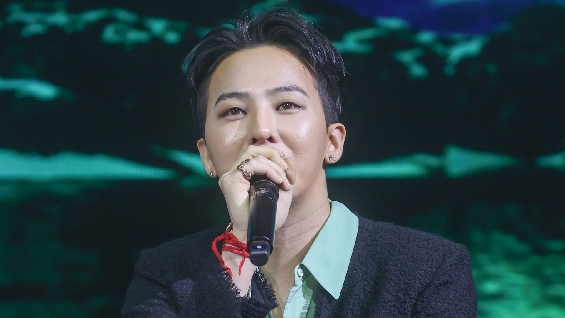 이선균 이어 지드래곤도 입건…연예인 마약 수사 확대