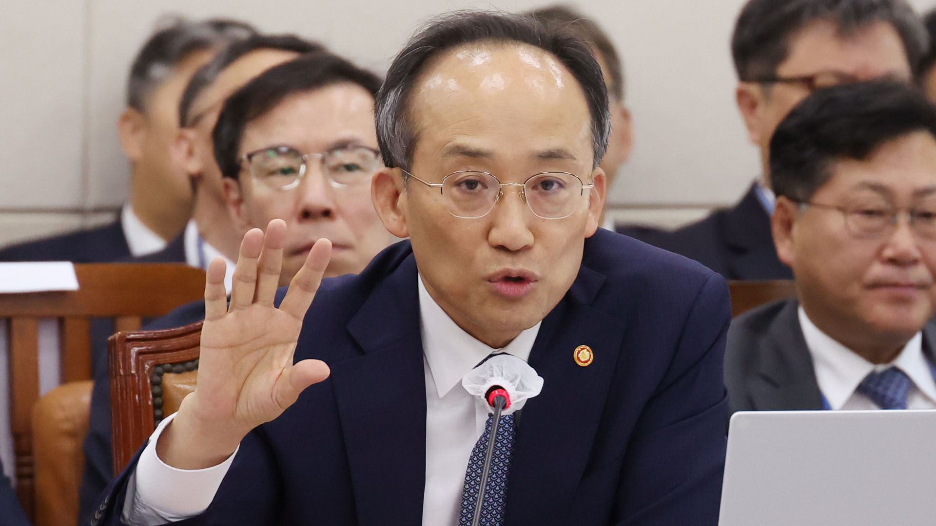 추경호 "올해 <em class='find'해외 온라인카지노 벳위즈</em 25조원 규모…금리상승 영향"