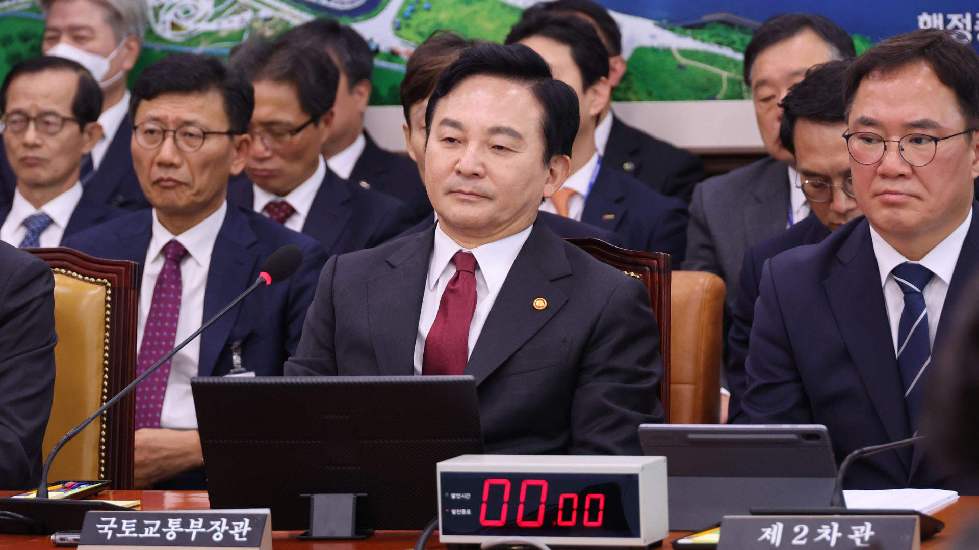 마지막까지 양평고속도로 '충돌'…"정쟁 유도성" "특혜성"