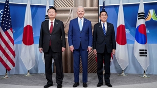 한미일 정상, APEC서 3달 만에 회동…한중 짧은 만남도