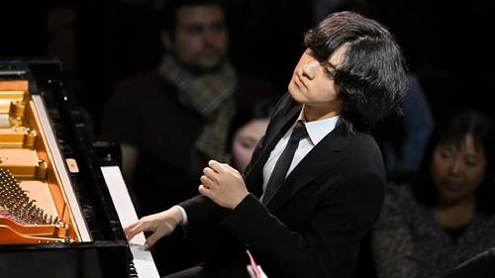 임윤찬 스타 탄생기…류이치 사카모토의 고별 연주