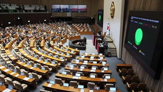 김건희·50억클럽 '특검법' 본회의 통과…여당 불참
