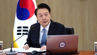 윤 대통령 "의사 증원, 늦출 수 없는 시대적 과제"