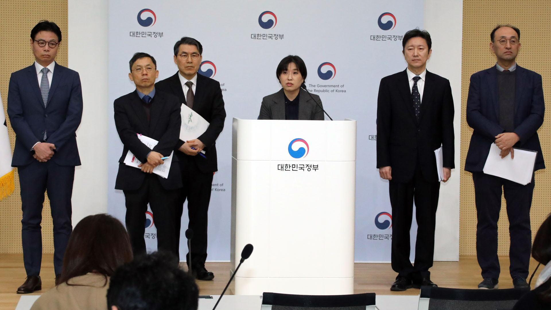 가덕도 신공항 연말 착공…부산 낙후 야구장도 재개발