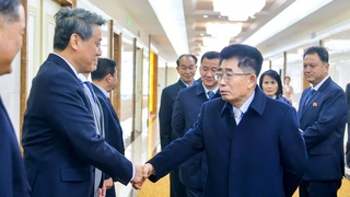 라오스에도 대표단…북한, 연일 고립 벗어나려 안간힘