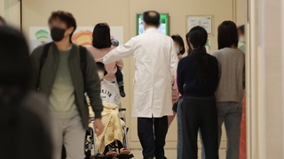 의정 갈등 두 달째 제자리걸음…의료공백 더 길어지나