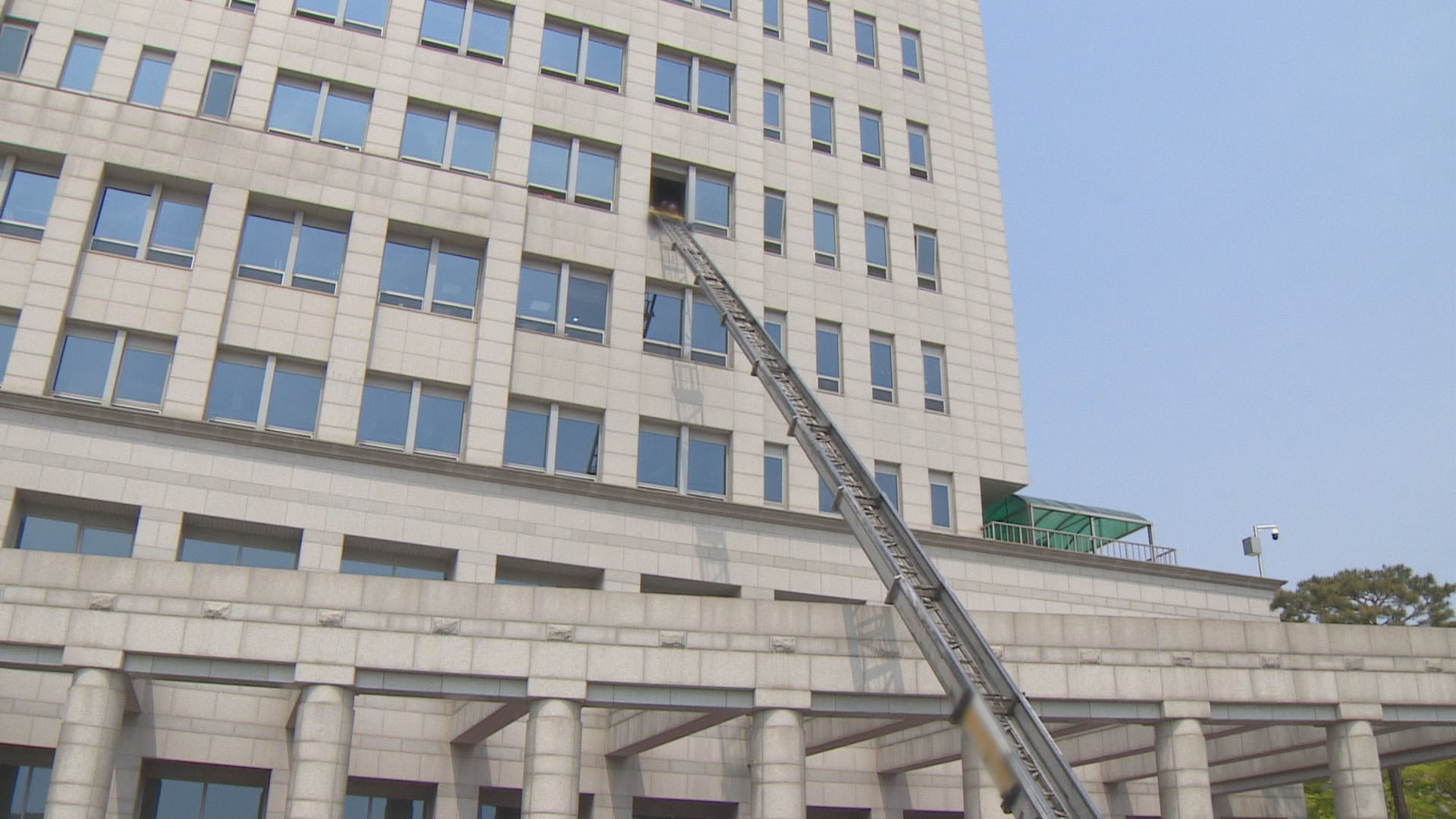 '대통령실 <em class='find'온라인카지노 순위 온카판</em 공사 유착 정황' 경호처 간부 수사의뢰