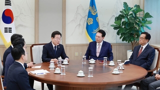 의제 제한 없이 국정현안 논의…독대는 안 해