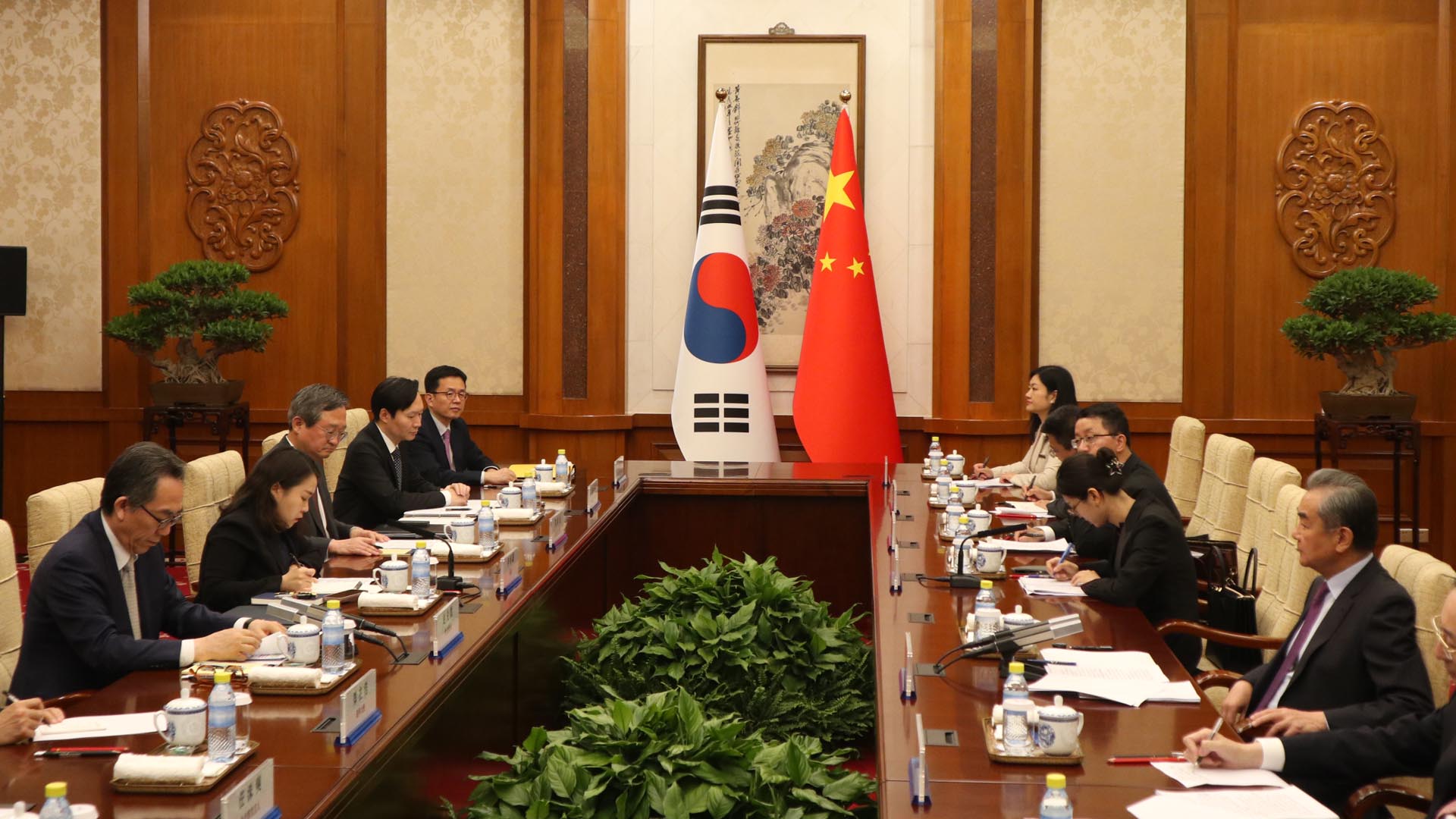 조태열, 베이징서 <em class='find'한국 no.1 온라인카지노</em 외교장관 <em class='find'회담</em…<em class='find'한국 no.1 온라인카지노</em 고위급 교류 재개되나