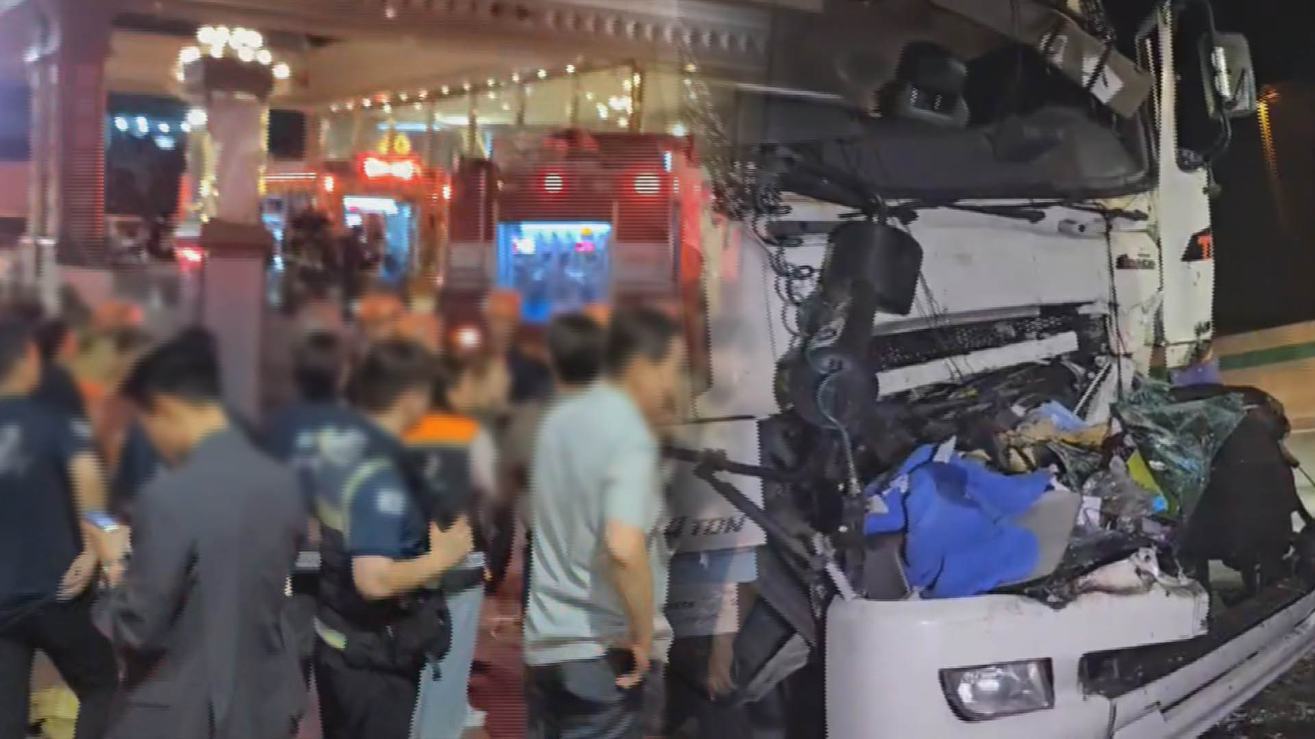 [제보23] 강남구 호텔서 화재…경부고속도로 <em class='find'화물차</em 3대 <em class='find'온라인카지노 추천 1</em 外