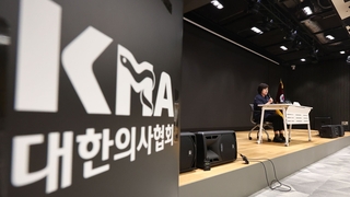 의료계, 전공의 비중 높인 새 특위 구성…단합 주목