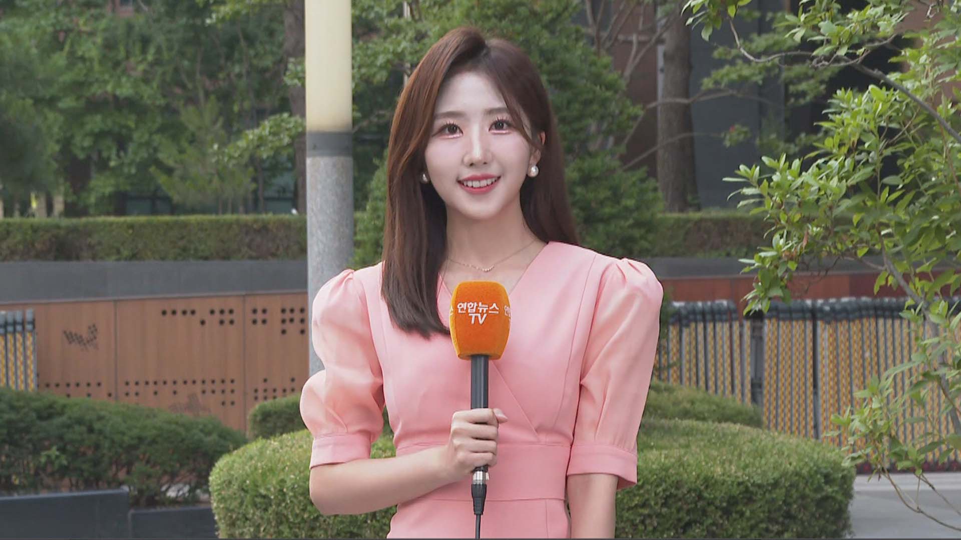 [<em class='find'마이다스 온라인카지노 유니88</em] 오늘 전국 30도 웃도는 더위…내일 밤 본격 장마