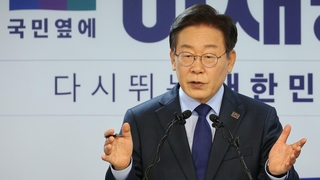 이재명 '먹사니즘' 띄우며 연임 도전…당권 레이스 본격화