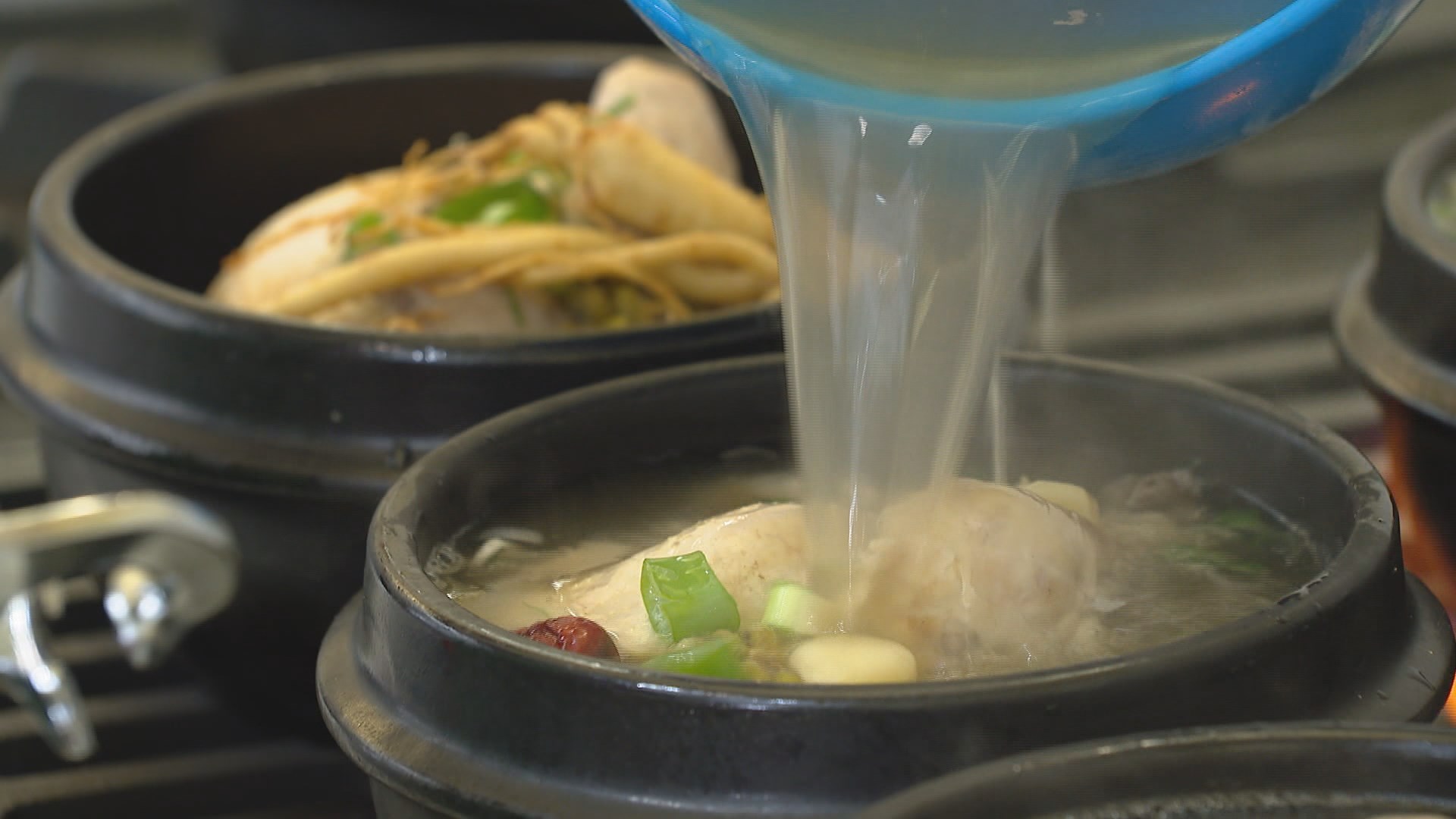 '이열치열' 삼계탕으로 더위를 '싹'…<em class='find'한국 최고 온라인카지노 추천</em 삼계탕축제