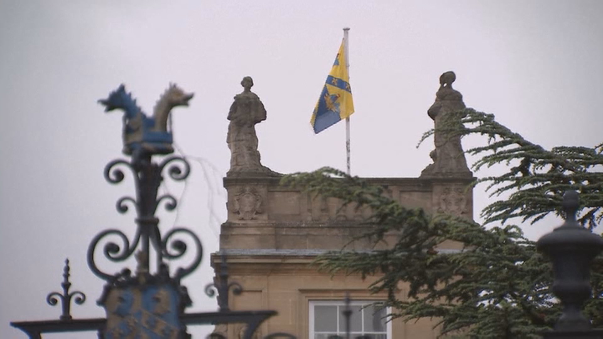 英 옥스퍼드 '<em class='find'올해의</em 카지노 꽁 머니'에 "뇌 썩음" 선정