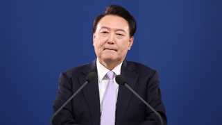 무색해지는 '경고성 계엄'…윤 대통령, 침묵 속 '장고'
