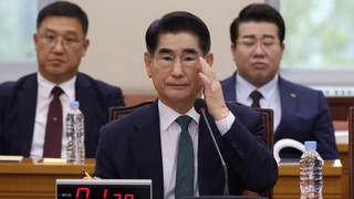 계엄사태 뒤 칩거하던 김용현 심야 기습 출석…이유는?