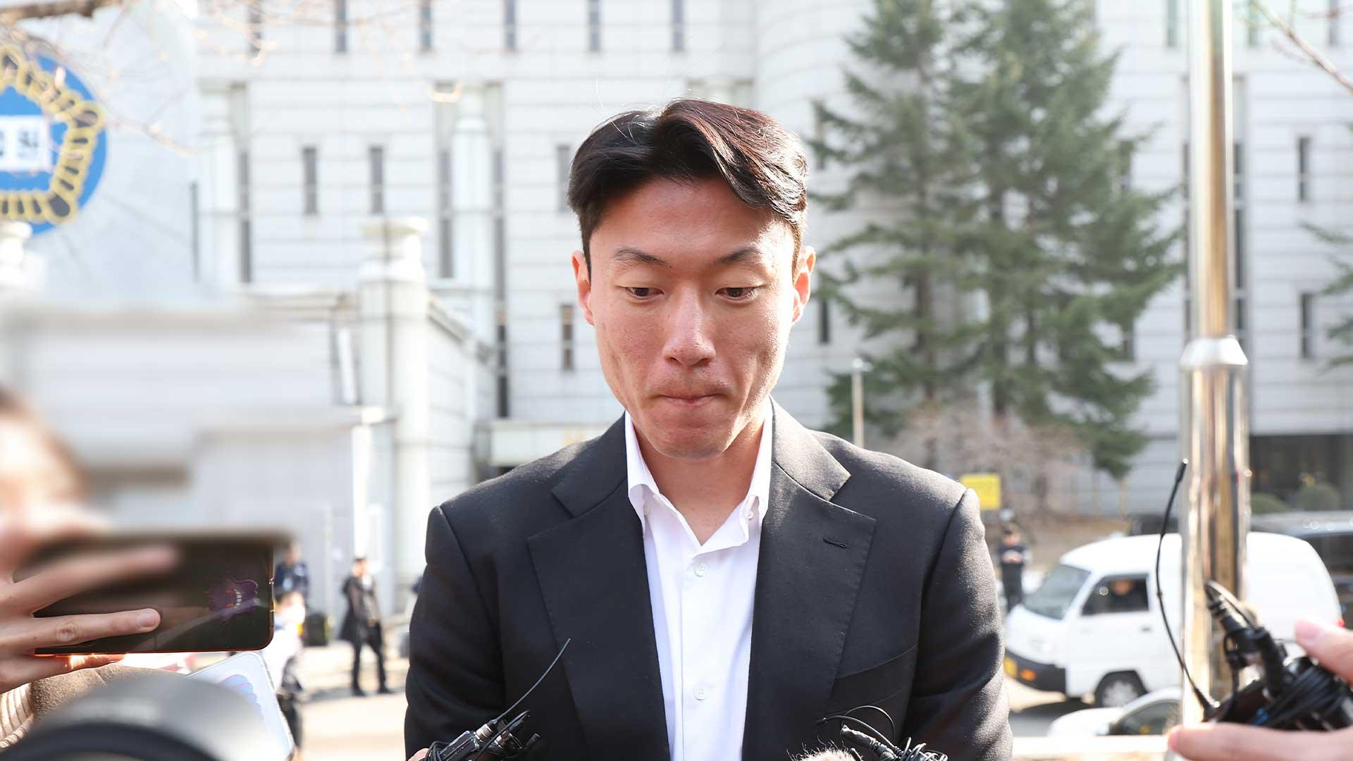 '불법촬영 혐의' 황의조 온라인카지노 벌금 벳무브서 징역형 집행유예