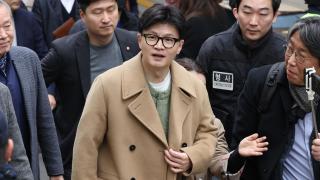 '활동 재개' 한동훈 광폭 행보…친윤계는 "헛된 꿈"