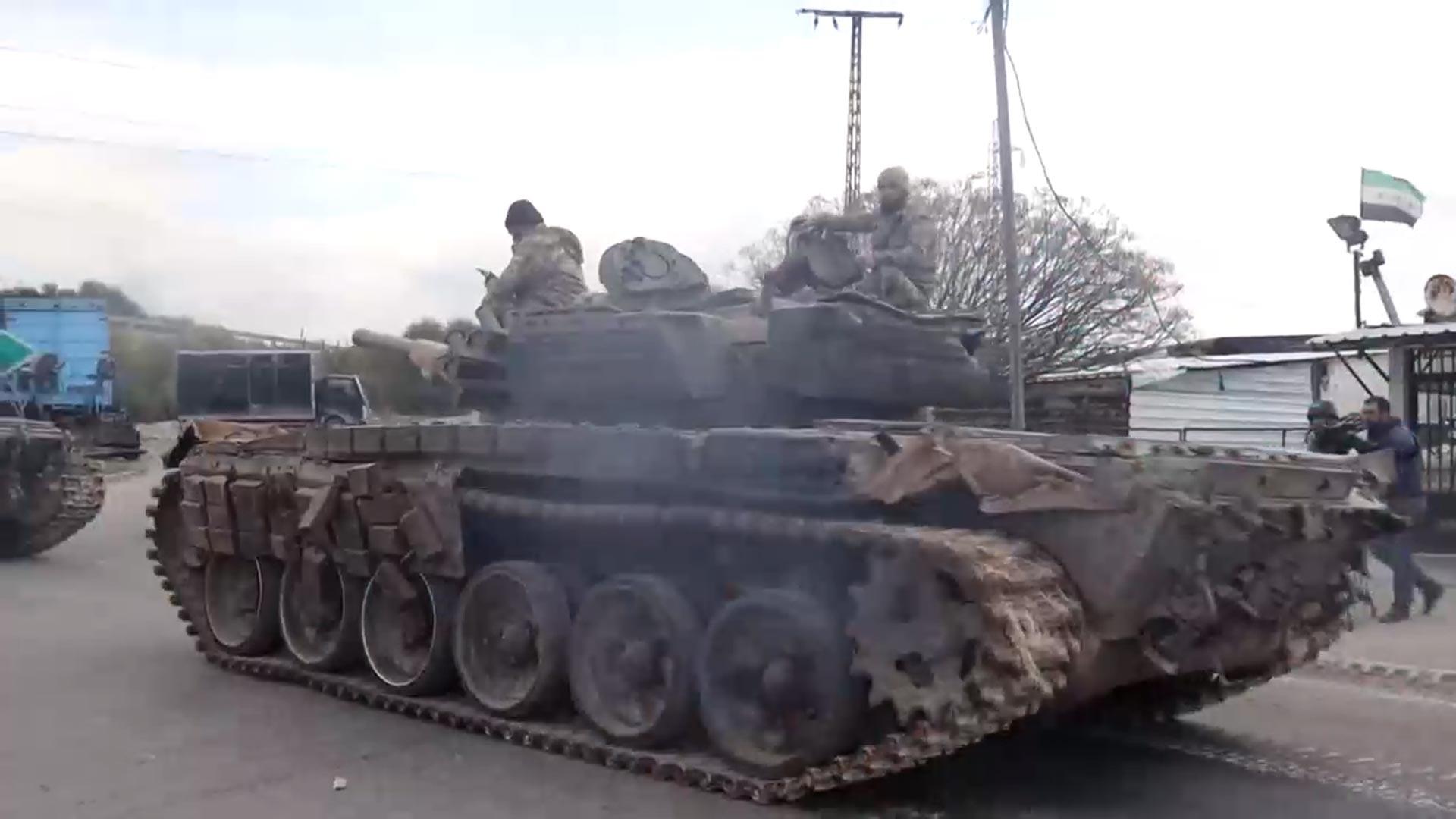 온라인카지노 벌금 벳무브 과도정부·아사드파 충돌…700명 이상 사망