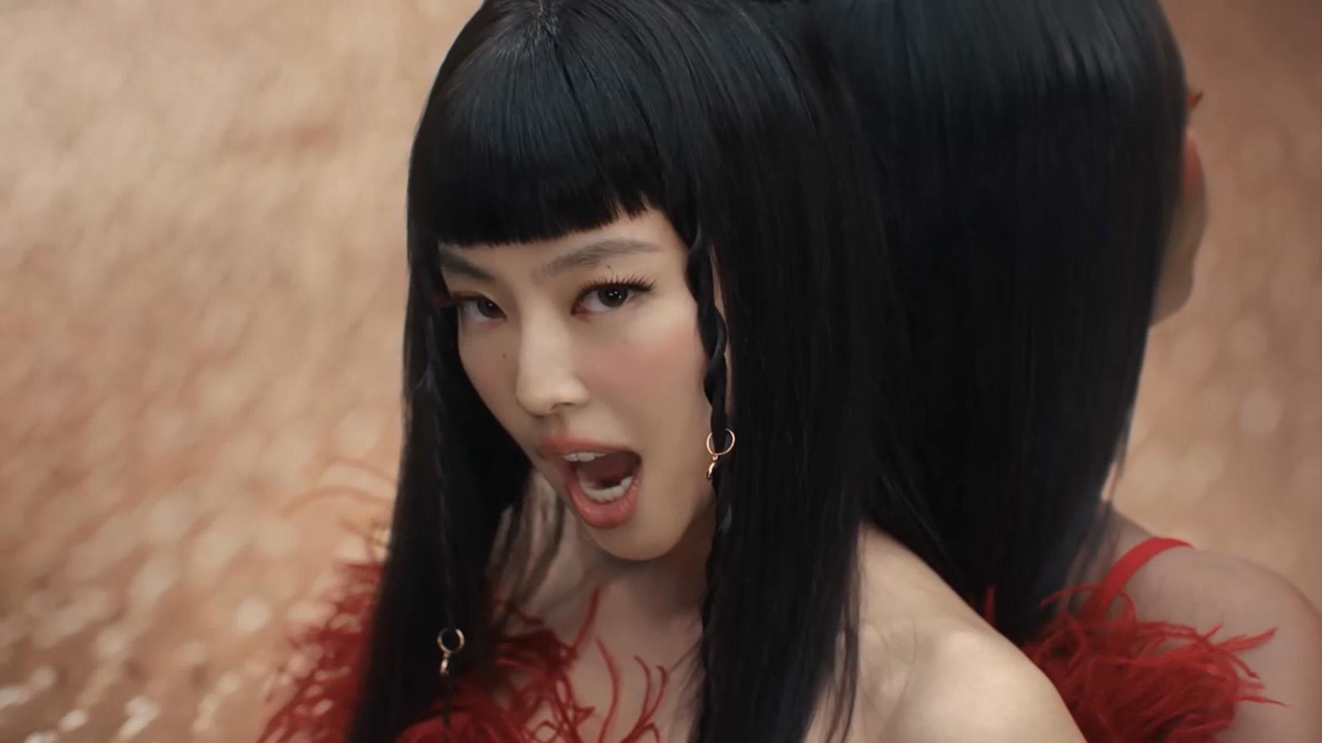 블랙핑크 제니 1집 영국온라인카지노 조작 유니벳 3위…수록곡 3곡 '톱 100' 진입