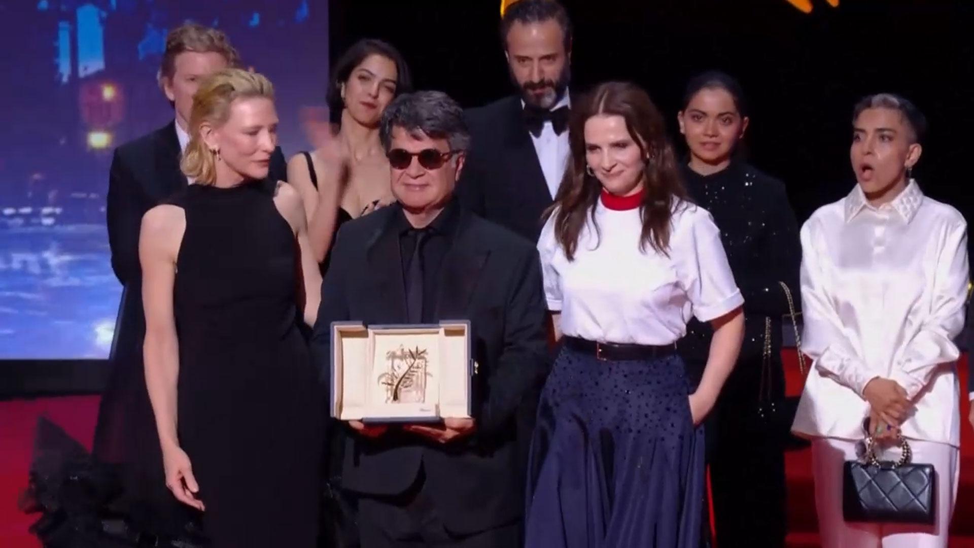 이란 파나히 감독, <em class='find'칸온라인카지노 벌금 유니벳</em 황금종려상 수상