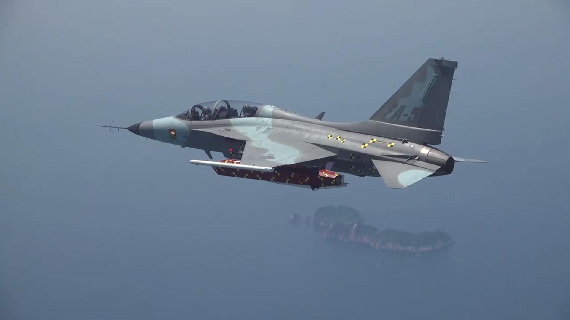 국산 장거리 공대지유도탄, 항공기서 안전분리 시험 성공