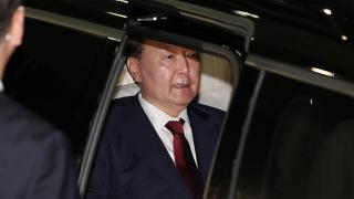 소환 시기·수사 방식…특검·尹, 초반부터 사사건건 충돌