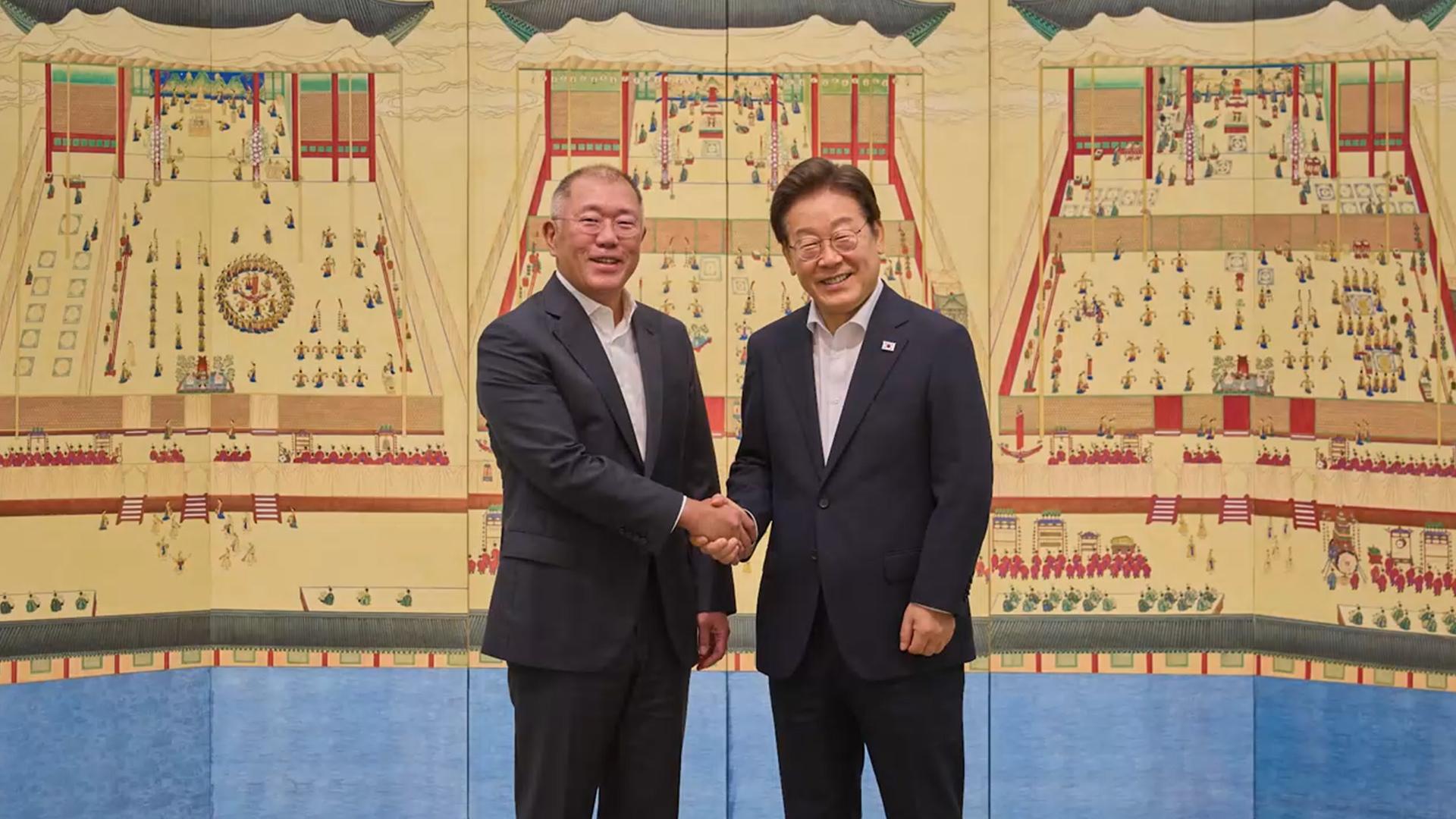 이 <em class='find'>대통령</em>, 정의선·구광모와 차례로 만찬…"기업과 원팀"