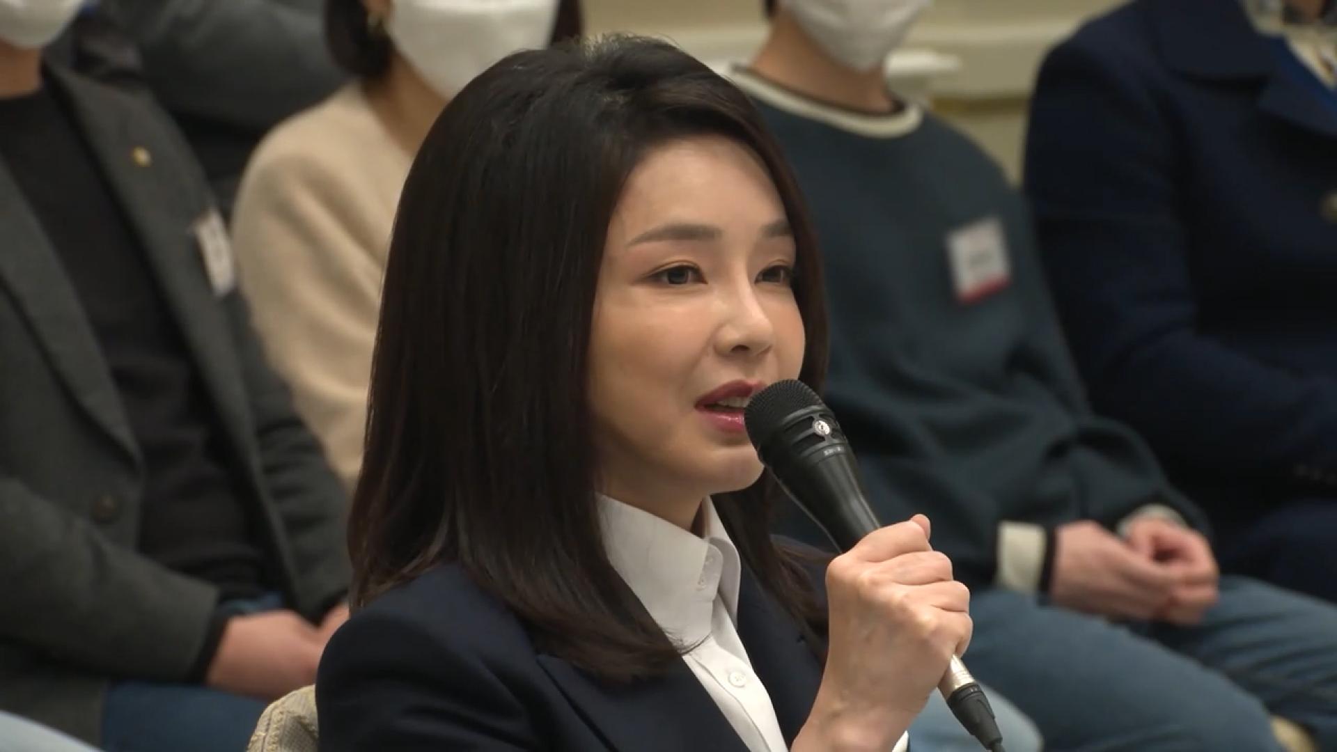 특검, 김건희에 첫 소환 통보…"출석해 소명"