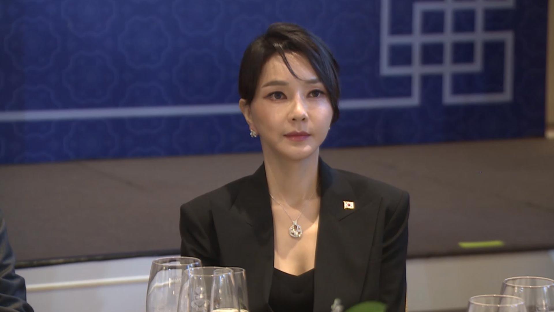 김건희 '휴식 보장' 요구에 "원칙대로"…문고리 줄소환