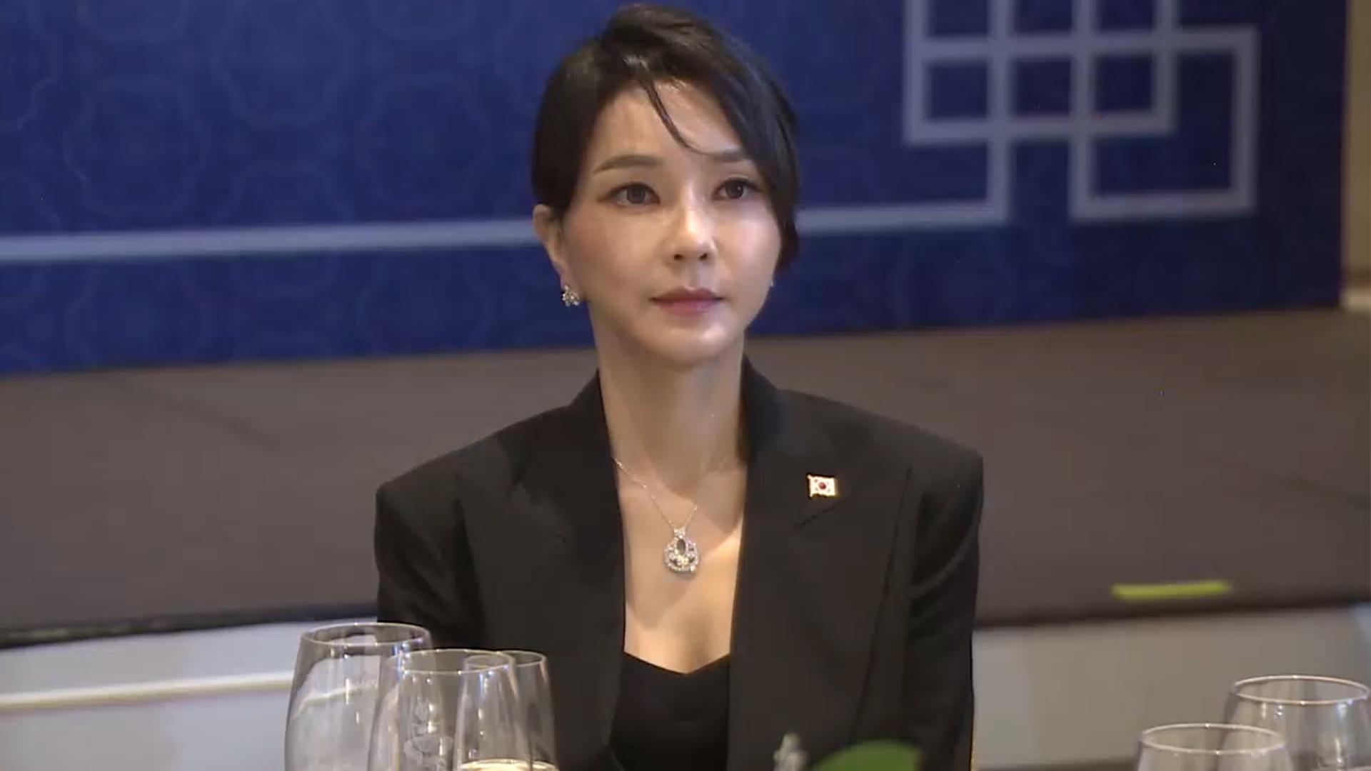 [단독] 김건희 측 "200만 원 가품 목걸이"…특검은 뇌물 수사