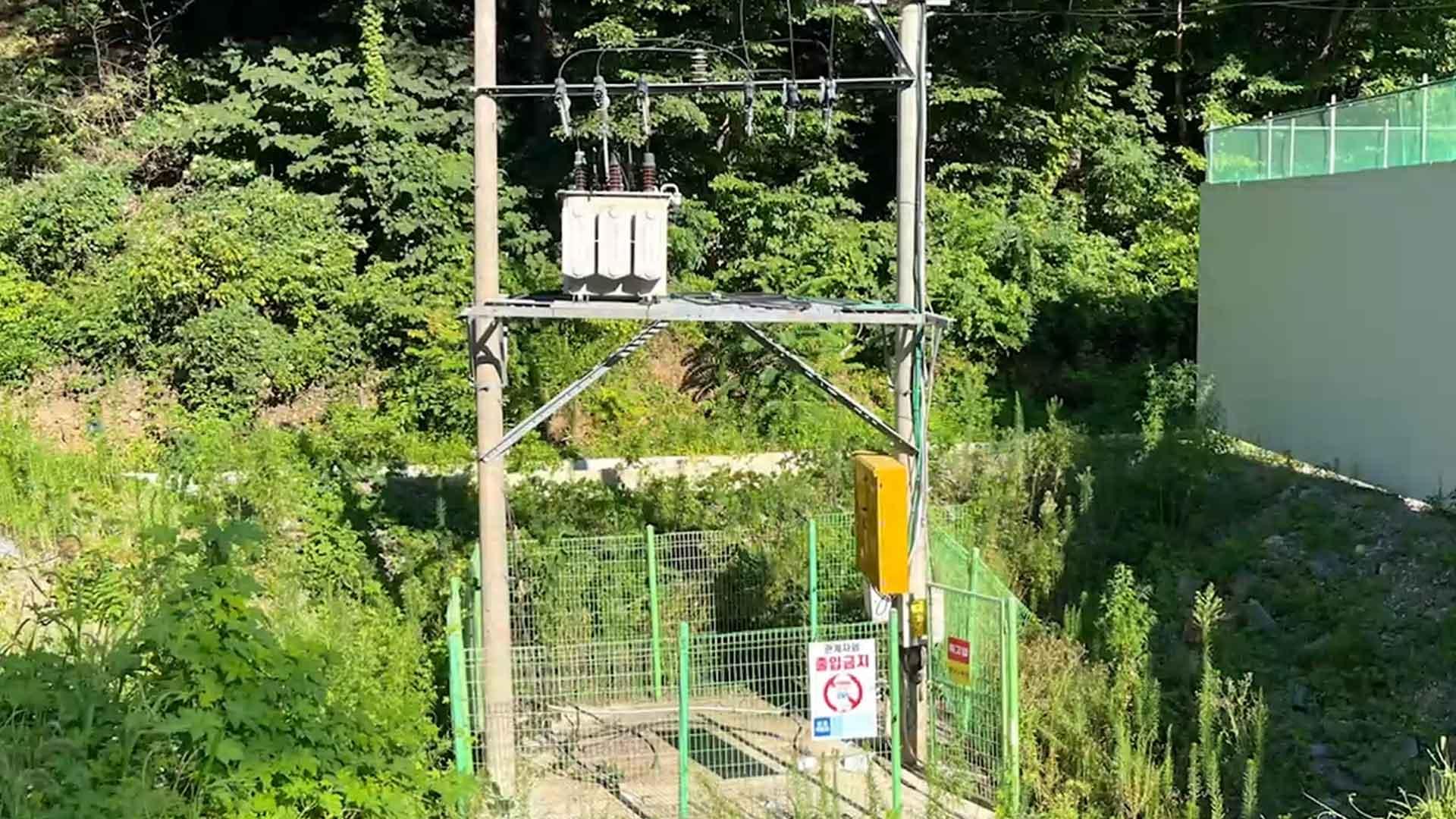 전북 완주서 전신주 작업하던 60대 감전돼 추락사