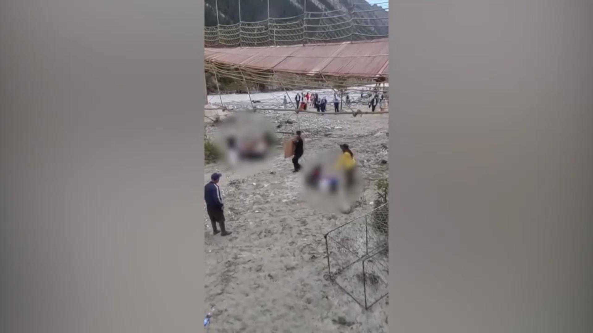 중국 출렁다리 갑자기 '뚝'…온라인카지노 벌금 벳엔드 5명 사망 등 29명 사상