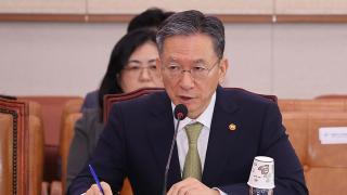 정성호, '검수원복' 지운다…"검찰 정상화 첫단추"