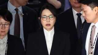 김건희 내일 구속 뒤 첫 소환…특검 수사 속도