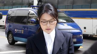 김건희 "남편과 다시 살 수 있을까"…진술은 거부