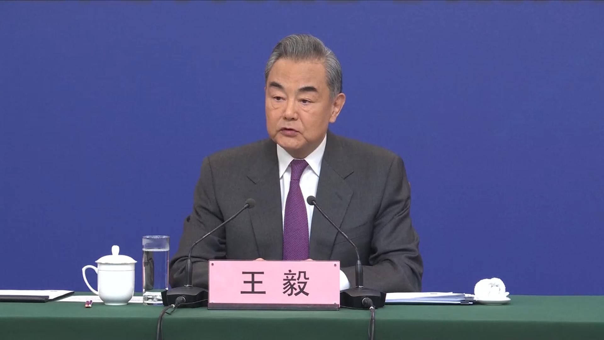 중국 "일본, 여전히 침략역사 왜곡…역사 직시해야"