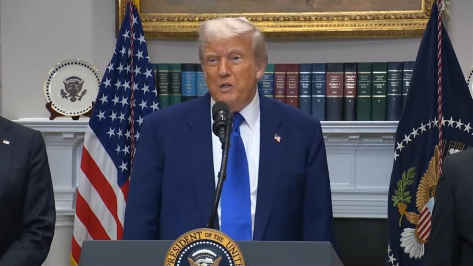 챔피언 벨트에 순금·항공기까지…백악관은 선물 창고?