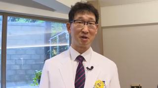 [출근길인터뷰] 스마트폰에 푹 빠져 고개 숙인 현대인…'이 질환' <em class='find'해외 온라인카지노 벳무브</em