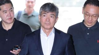 휴대전화 마구 밟아 부순 이종호…특검, 현장 포착