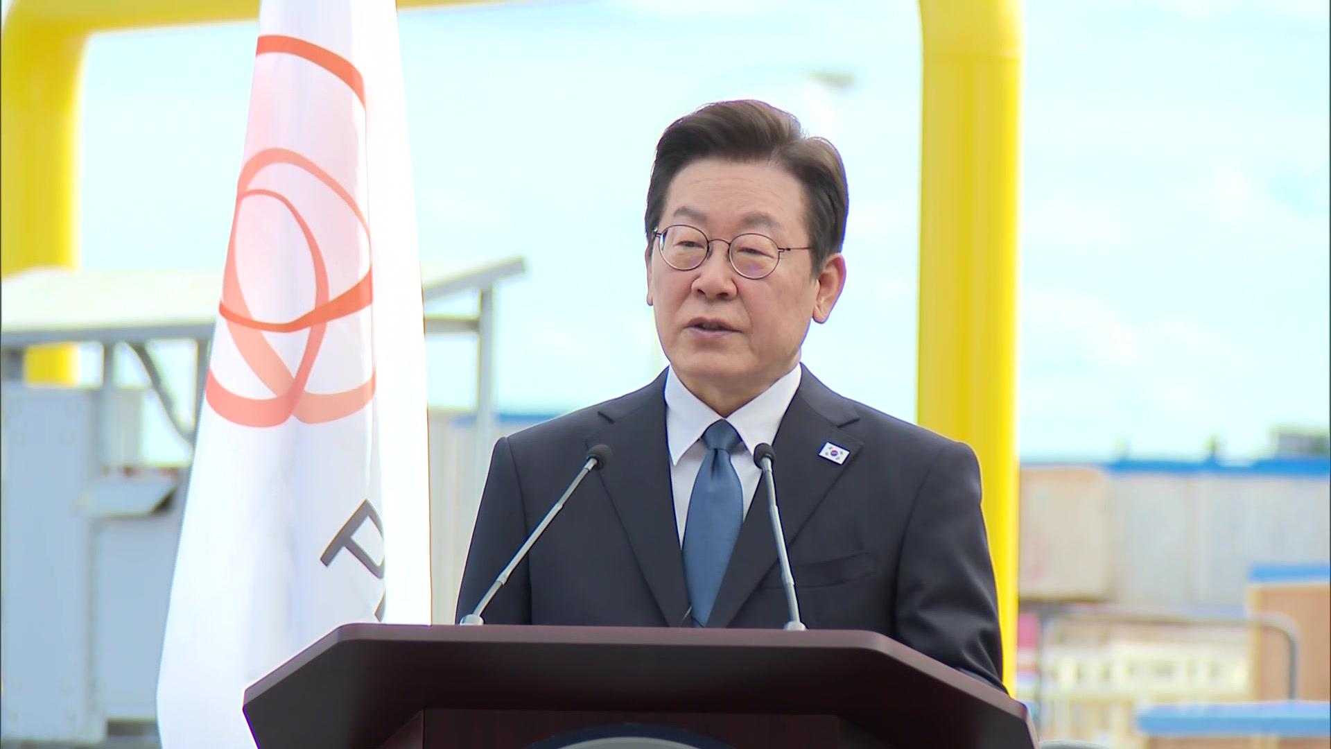 [현장연결] 이 대통령, 필라델피아 한화 조선소 시찰…"한미 양국이 우정으로 써내려가는 희망과 도전"